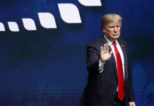 Трамп подписал временный бюджет и прекратил «шатдаун»